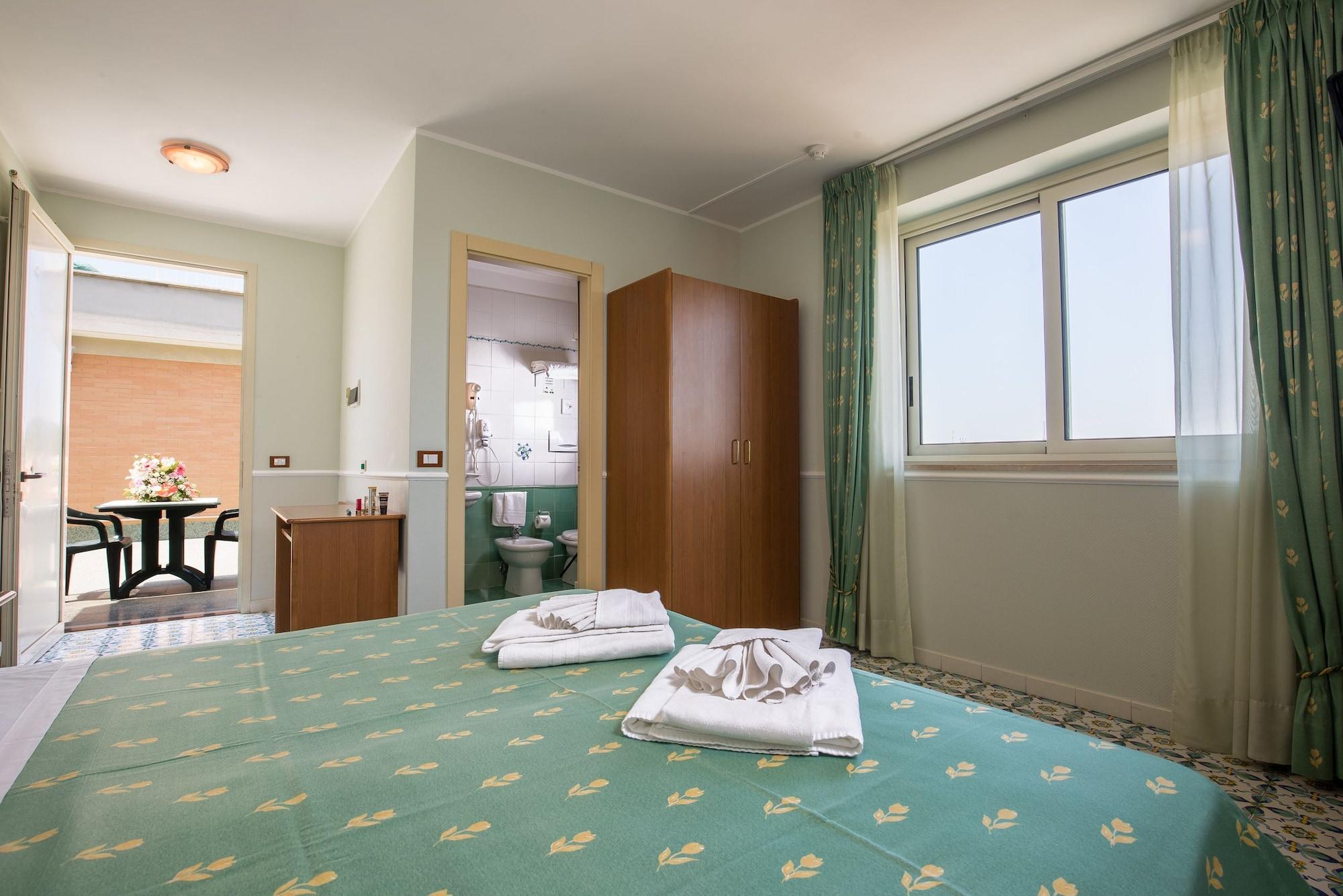 Hotel Casa Tra Noi Roma Exterior foto